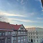 Moderní V Centru Hradce Králové Apartamento
