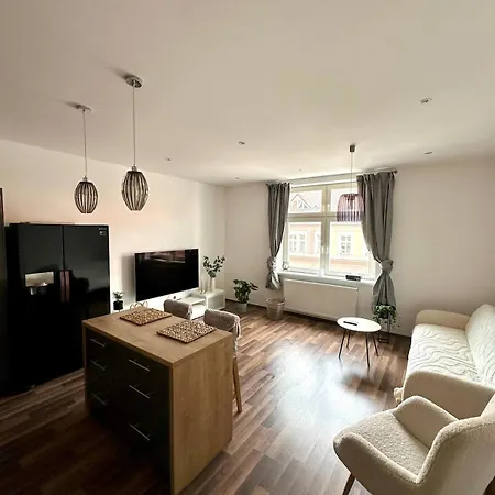 Apartment Moderni V Centru Hradce Kralove *